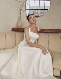 Atlas | LeBlanc Bridal LE144